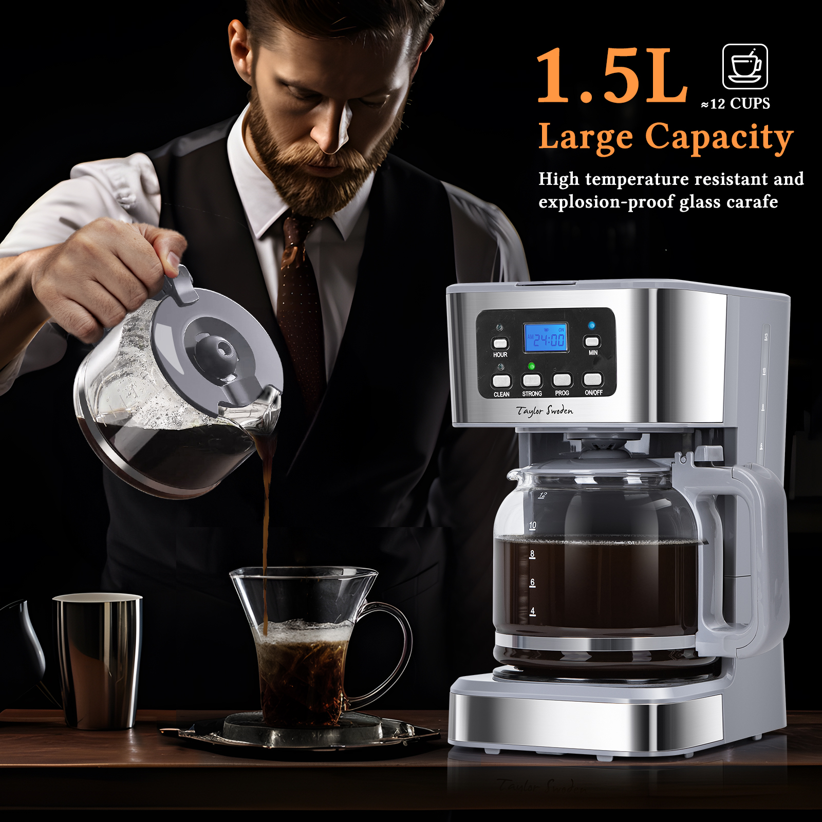 Uomo che versa caffè da una caraffa in un bicchiere. A destra c'è una macchina da caffè.