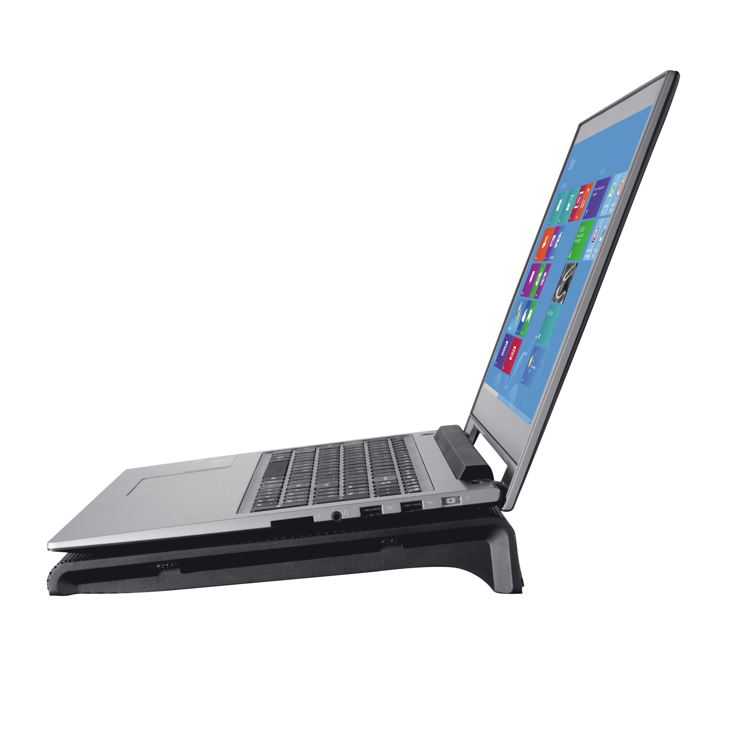 Een laptop op een zwarte standaard, omhoog gekanteld, met een Windows-bureaubladinterface.