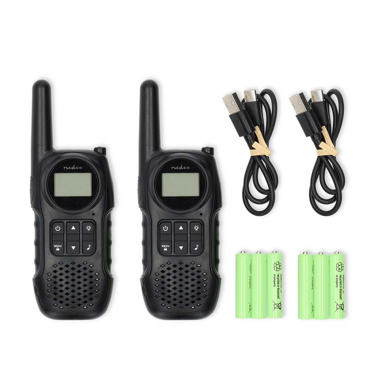 Due walkie-talkie neri, due cavi di ricarica USB e quattro batterie AA verdi.