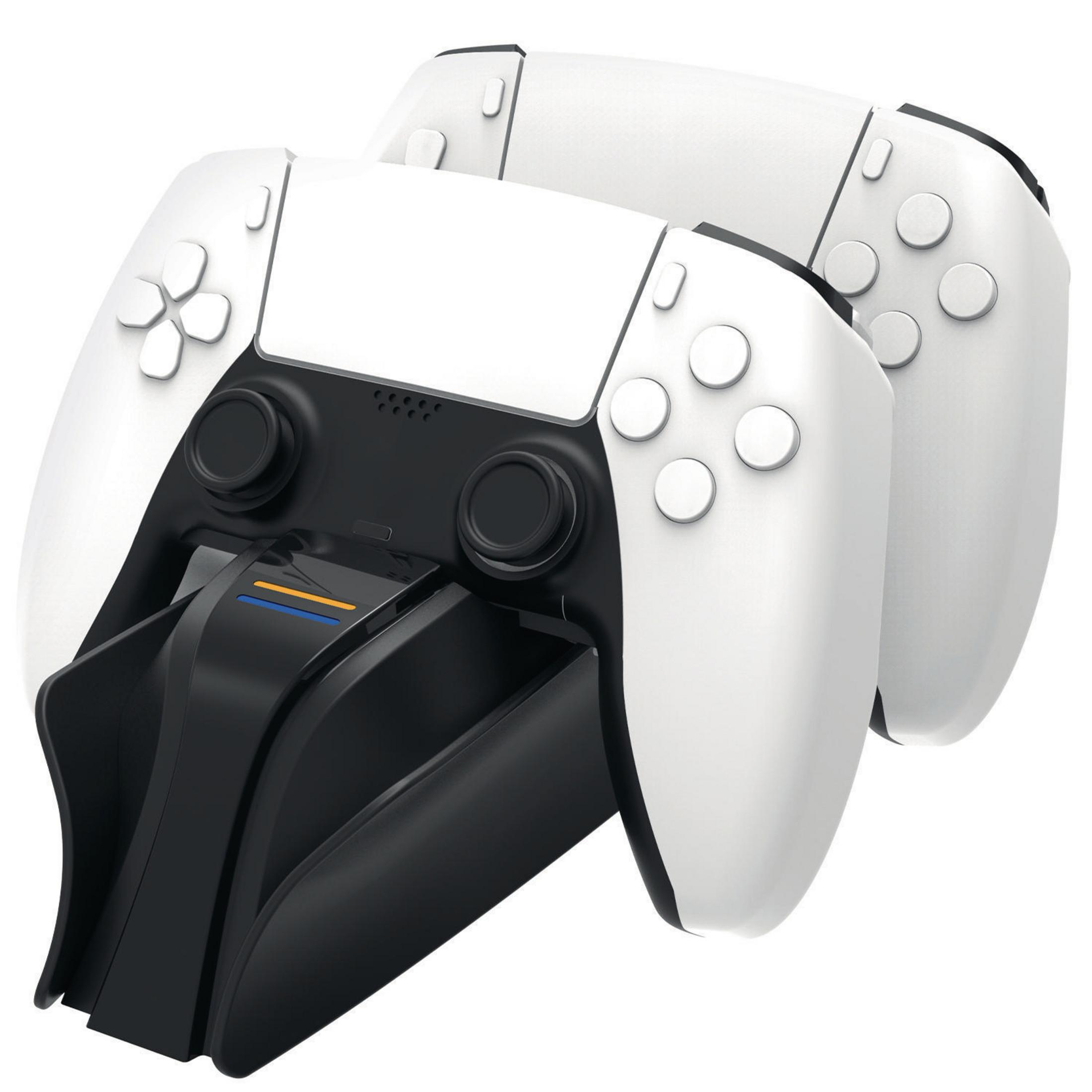 Twee witte PlayStation 5-controllers met een oplaadstation.
