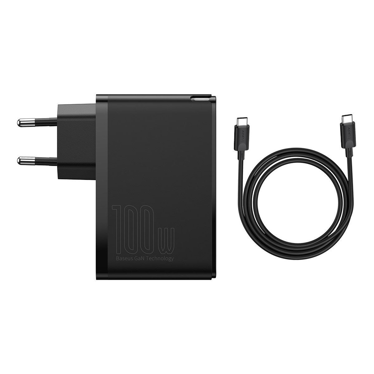 Czarna ładowarka Baseus 100W i czarny kabel USB-C na białym tle.