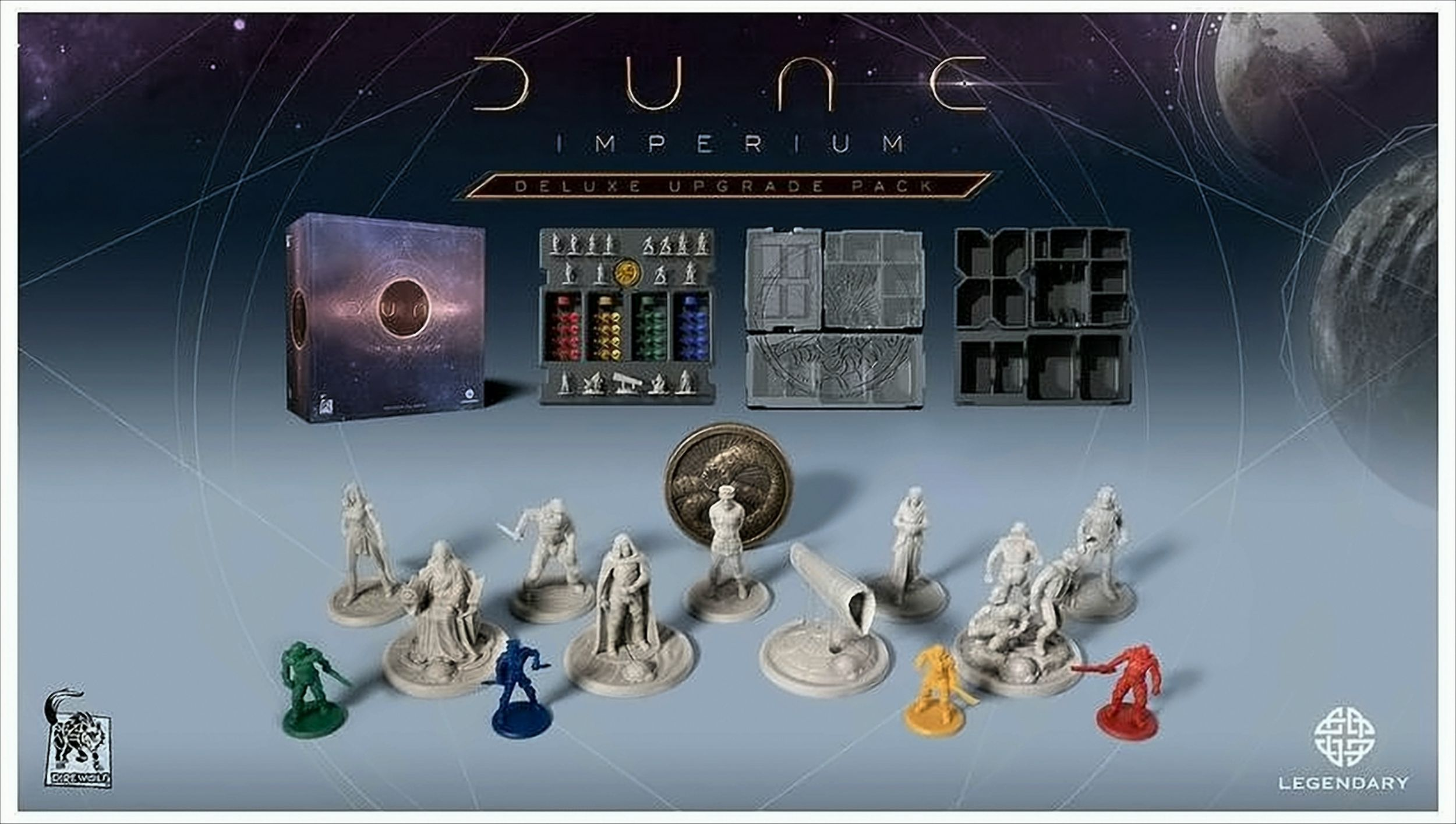 Dune Imperium Deluxe Upgrade Pack angezeigt: Spielbox, Komponenten, Figuren und Spielsteine ​​auf dunklem Hintergrund.