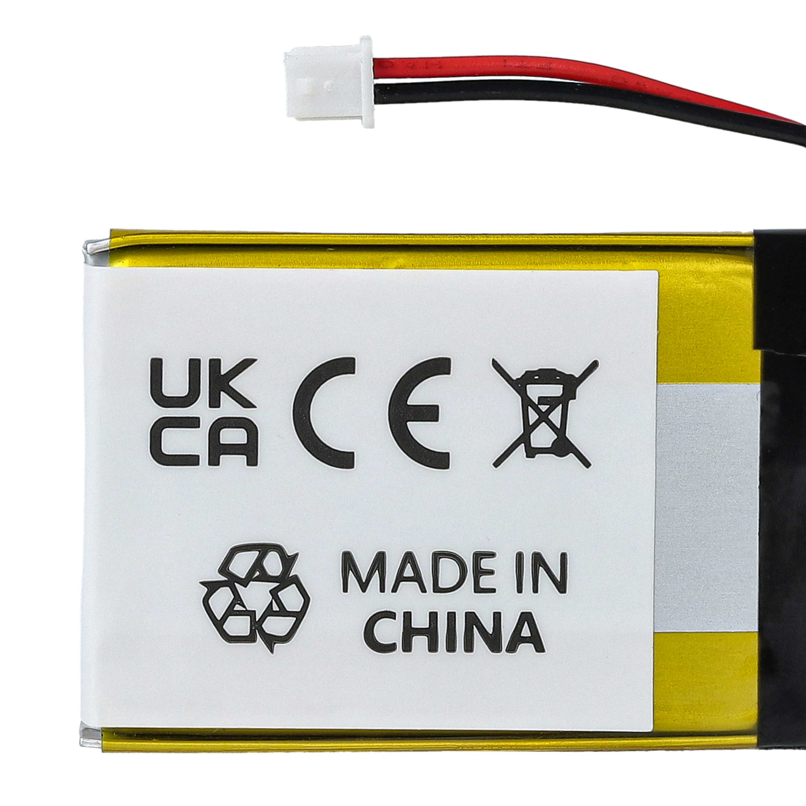 Kleine Batterie mit Etiketten: UKCA, CE, Made in China, Recycling-Symbol.