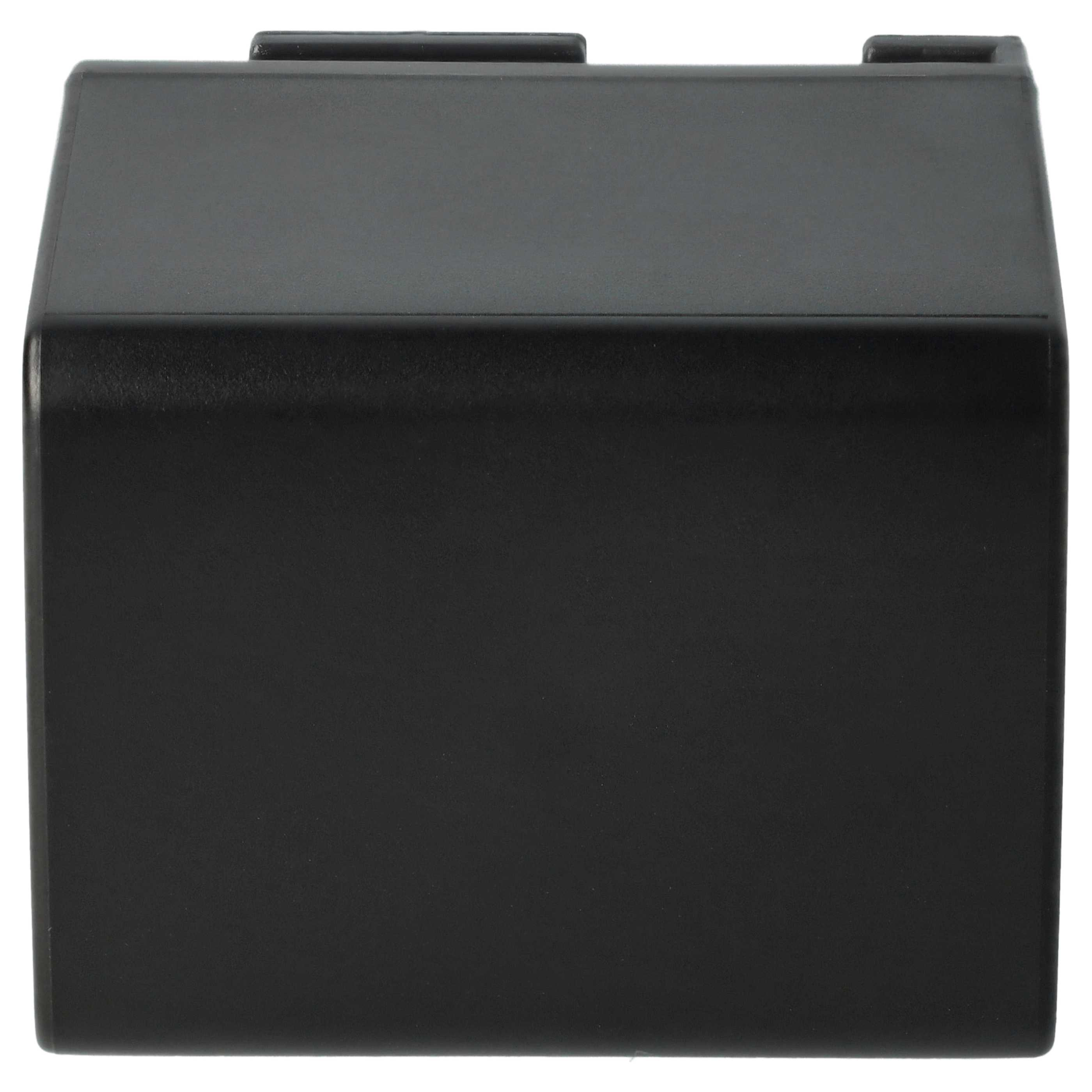 Schwarze Box mit leicht gewölbter Oberseite, glatte Oberfläche, isoliert.