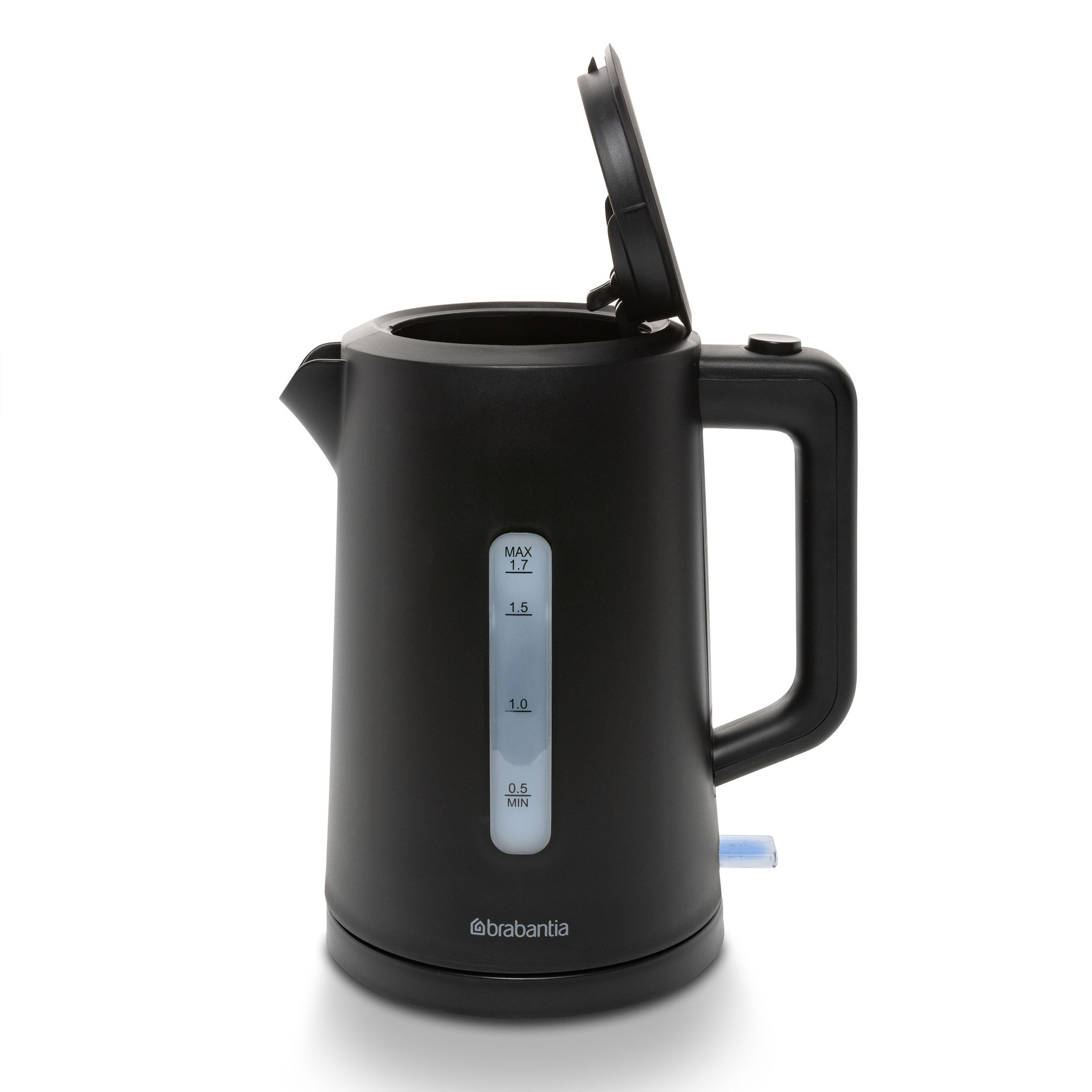 Schwarzer elektrischer Wasserkocher mit offenem Deckel. Hat eine Wasserstandsanzeige. Weißer Hintergrund.