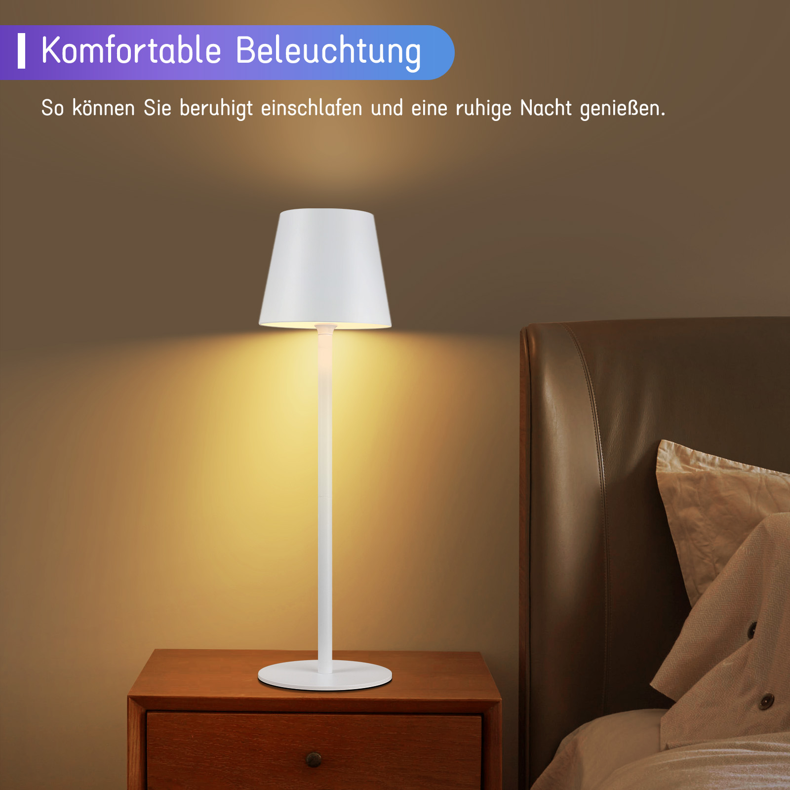 Biała lampka nocna na drewnianym stoliku, z łóżkiem w tle.