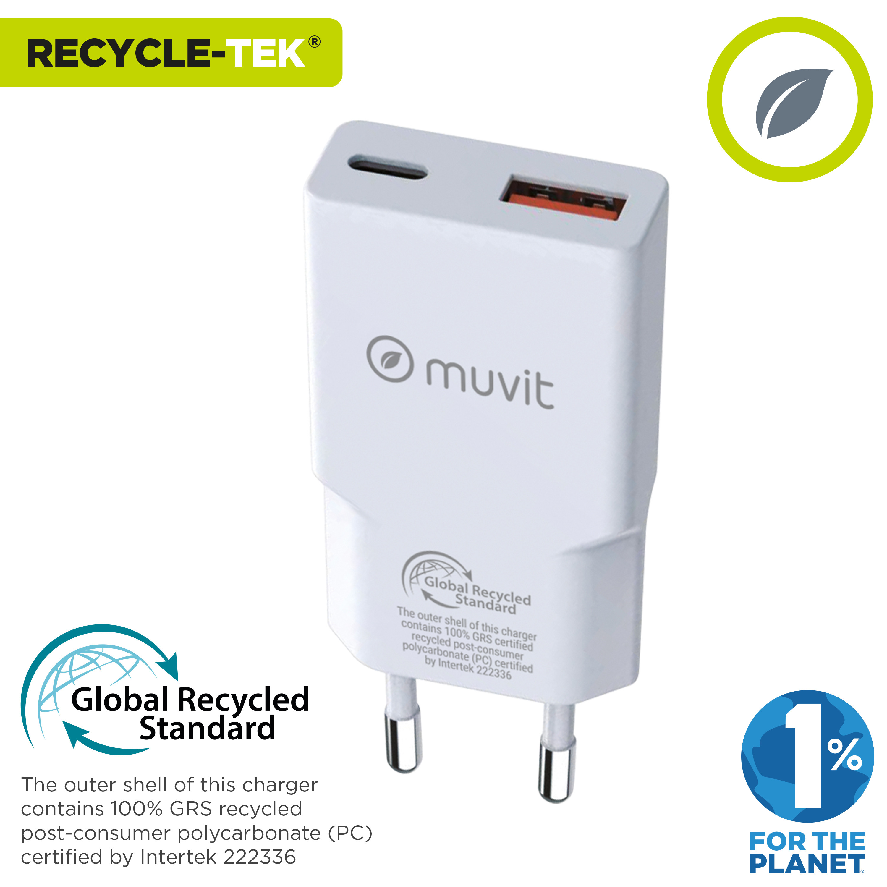 Cargador blanco con dos clavijas y el texto: Estándar Global de Reciclado, y logo Recycle-Tek.