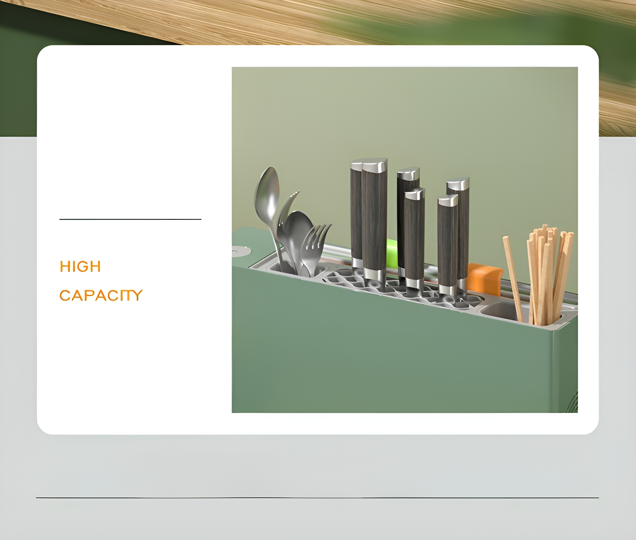 Ein Küchenutensilien-Organizer mit Utensilien und Messern. Das Design hat eine hohe Kapazität.