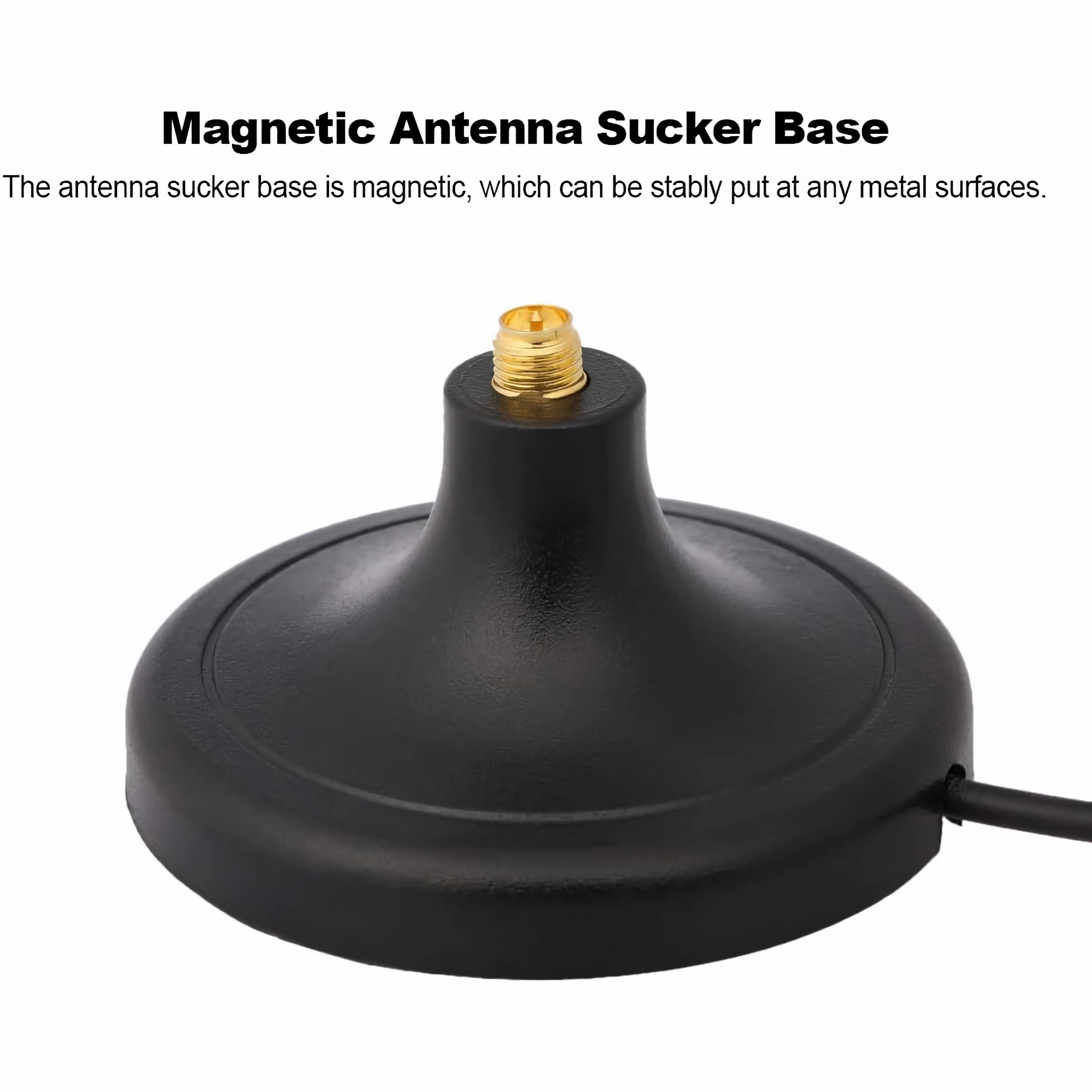 Schwarzer magnetischer Antennenfuß mit Goldstecker auf weißem Hintergrund.