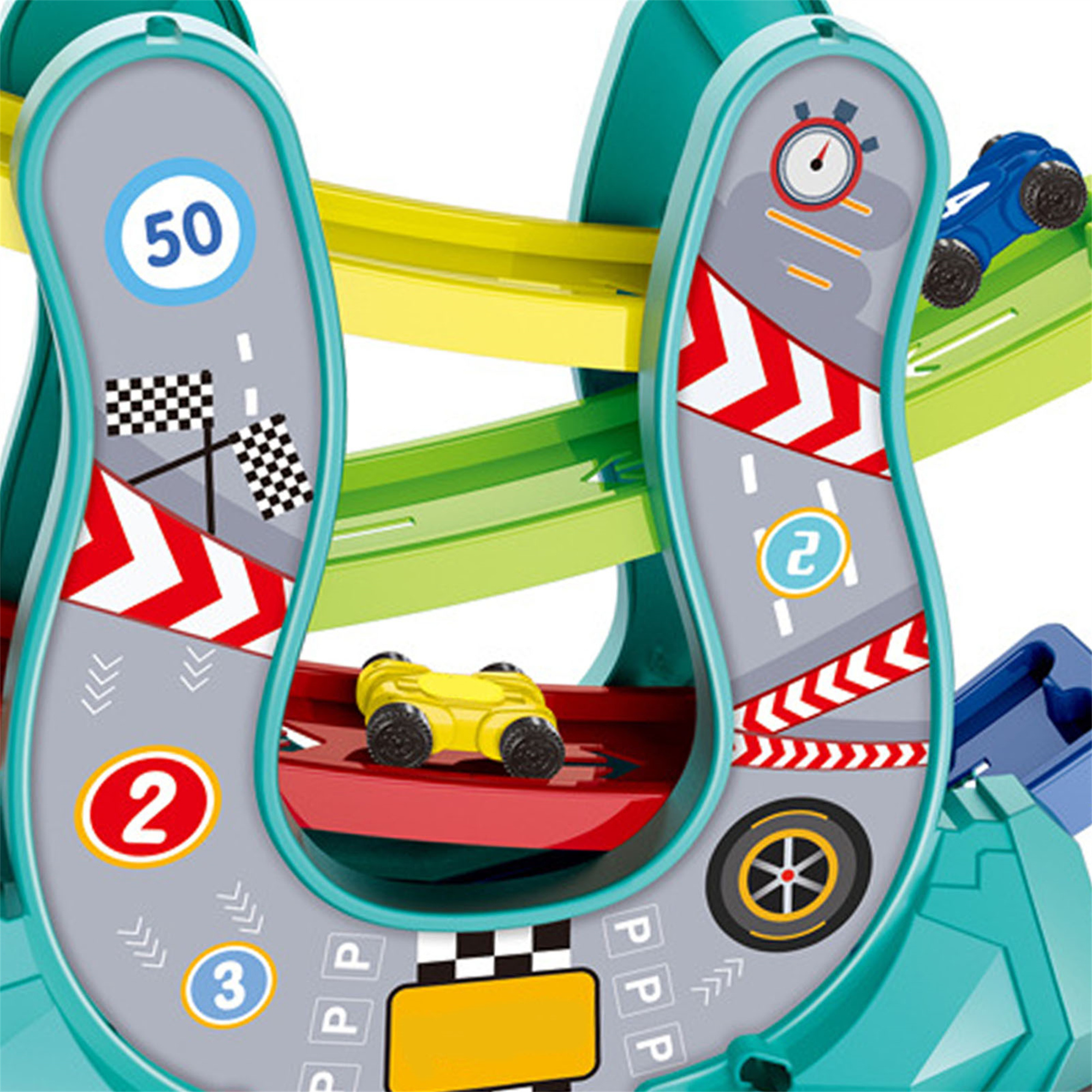 Eine Spielzeug-Rennstrecke mit einem gelben und blauen Auto, mit Streckendetails und Zahlen.