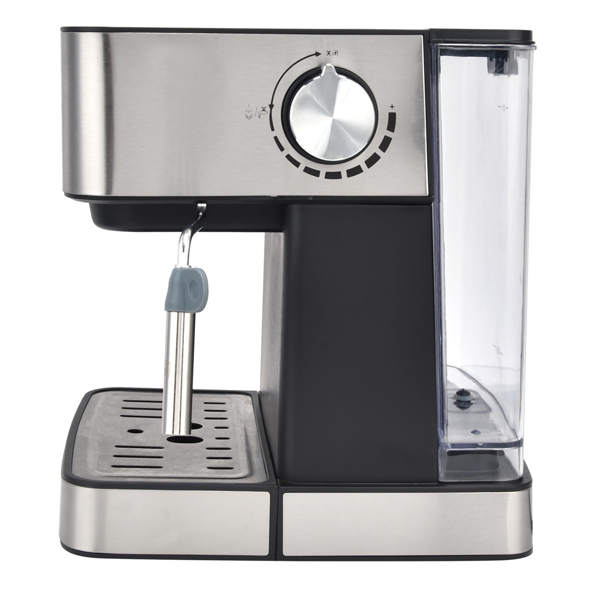 Silber-schwarze Espressomaschine. Wassertank auf der rechten Seite. Isoliert.