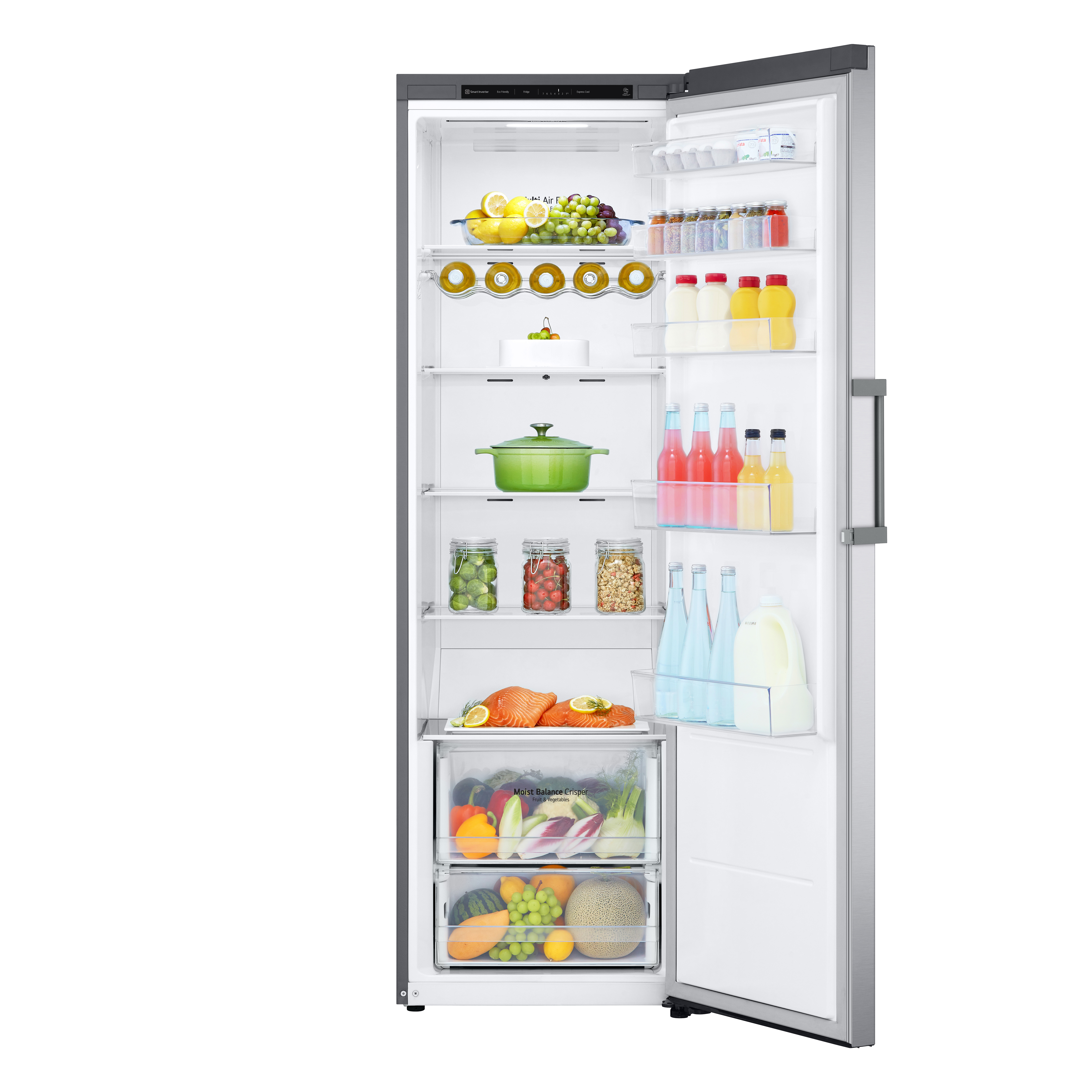 Refrigerador abierto con comida. Frutas, verduras, bebidas y otros artículos son visibles.
