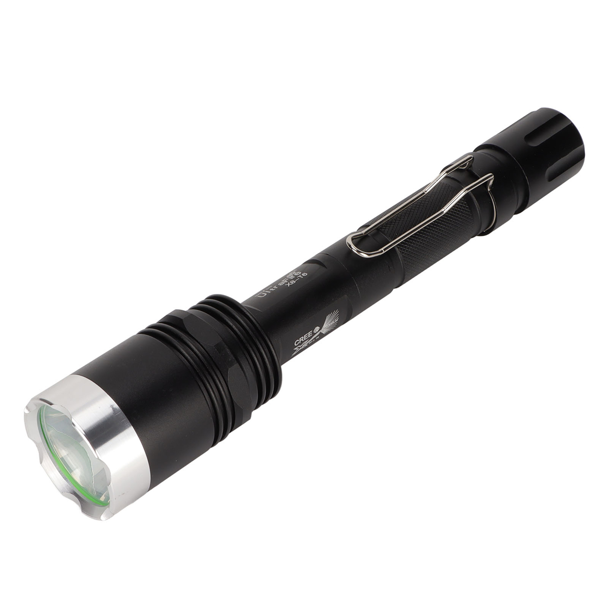 Schwarze Taschenlampe. Sie hat einen silbernen Rand vorne und einen Clip.