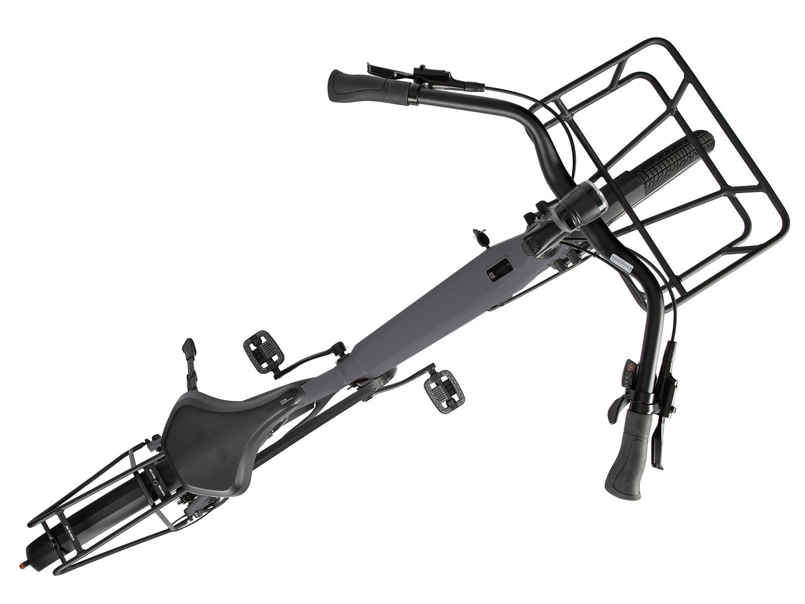 Draufsicht auf ein graues Elektrofahrrad. Schwarzer Lenker, Korb, Sitz und Pedale sind sichtbar.