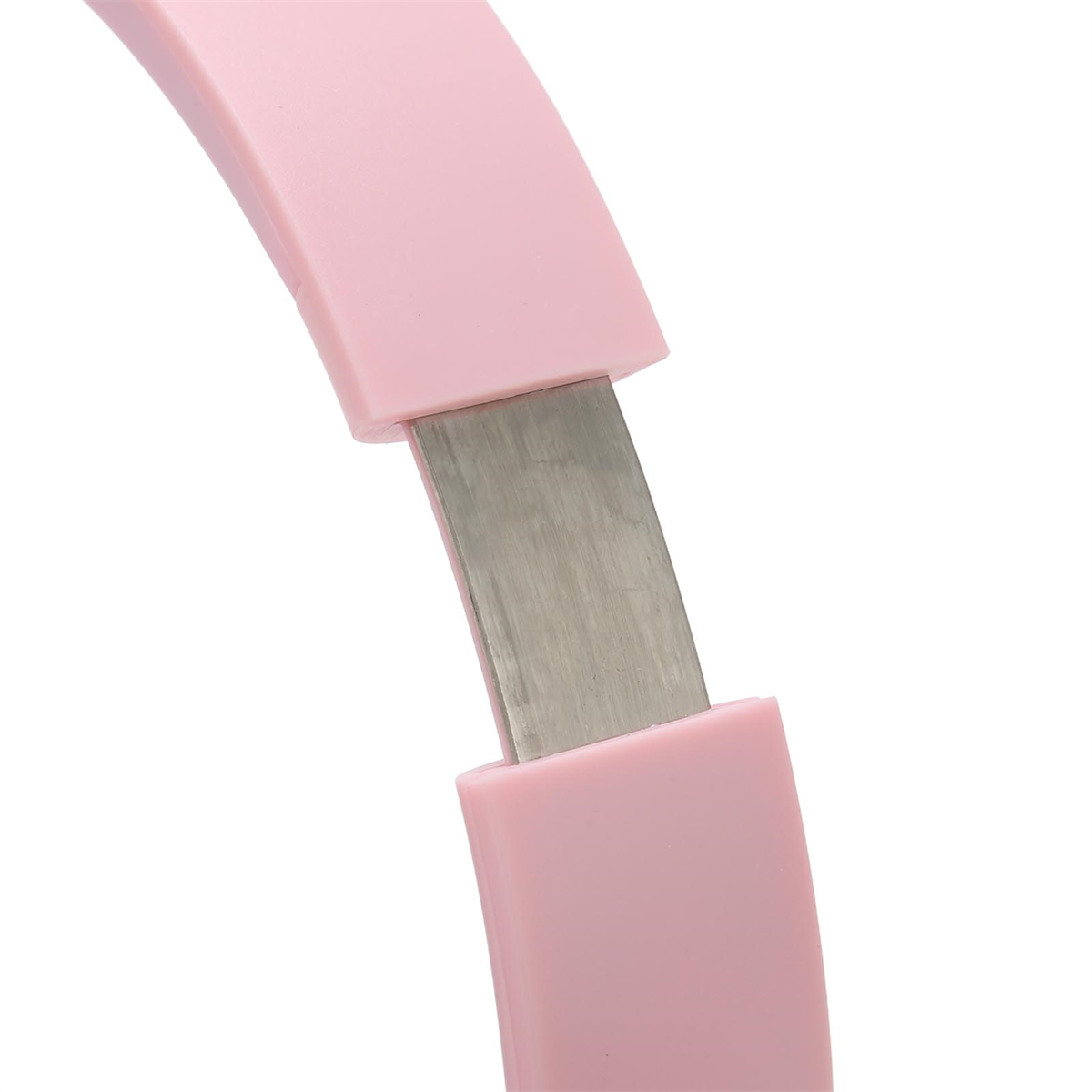 Nahaufnahme von rosa Kopfhörern, die das Verbindungsstück aus Metall und rosa Kunststoff zeigen.