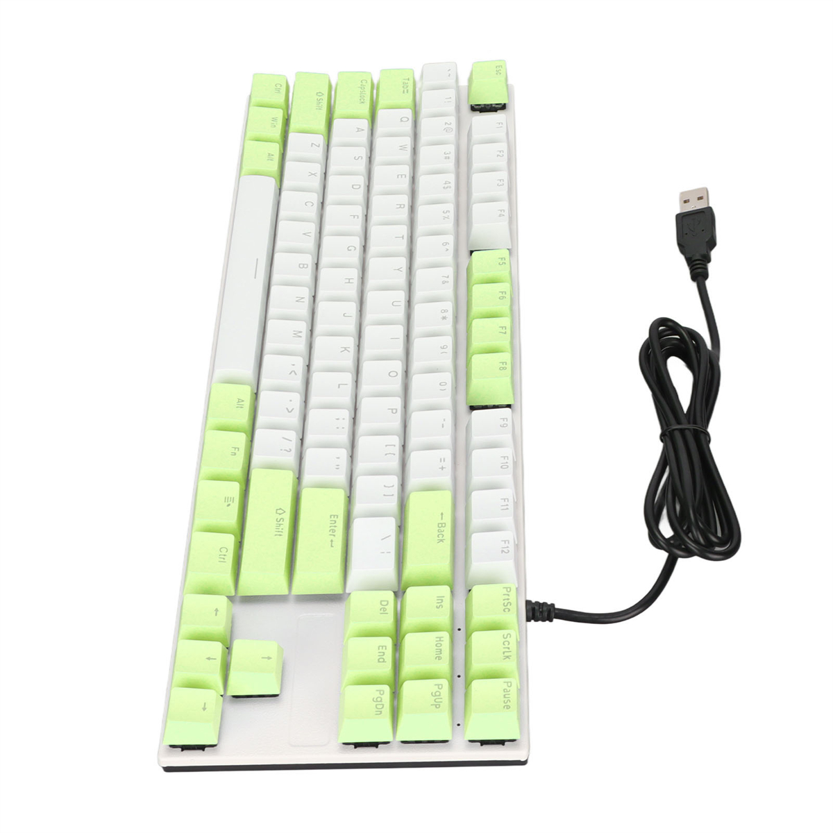 Weiß-grüne mechanische Tastatur mit angeschlossenem USB-Kabel.