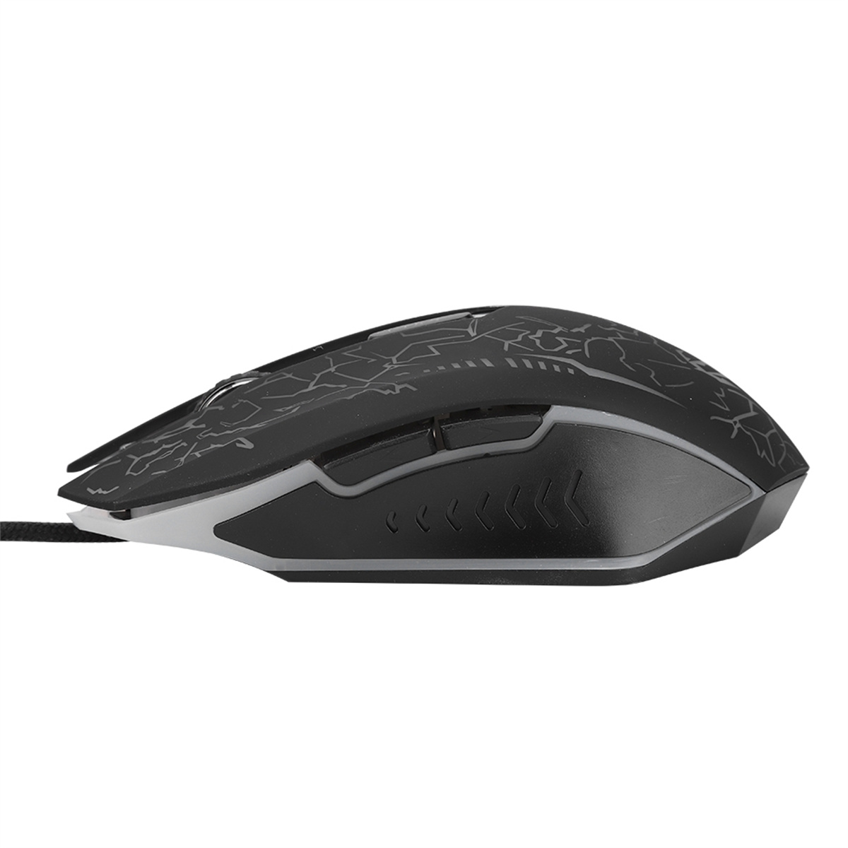 Schwarze Gaming-Maus, Seitenansicht, mit weißen Details, auf weißem Hintergrund.