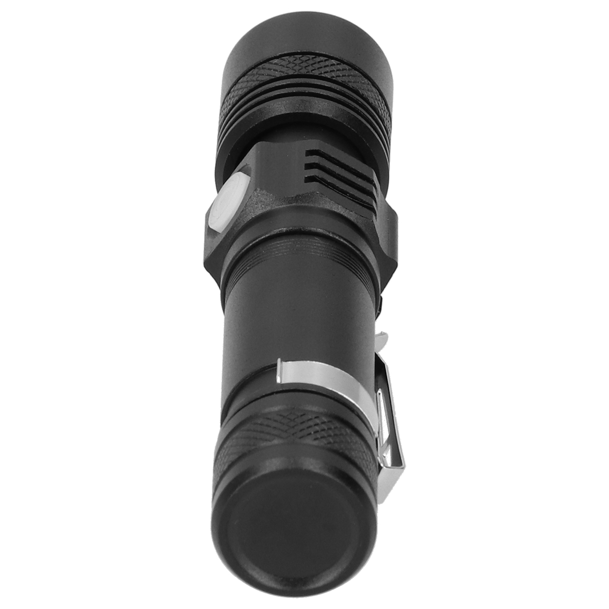 Eine schwarze Taschenlampe mit Metallclip vor weißem Hintergrund, kompaktes und praktisches Design.