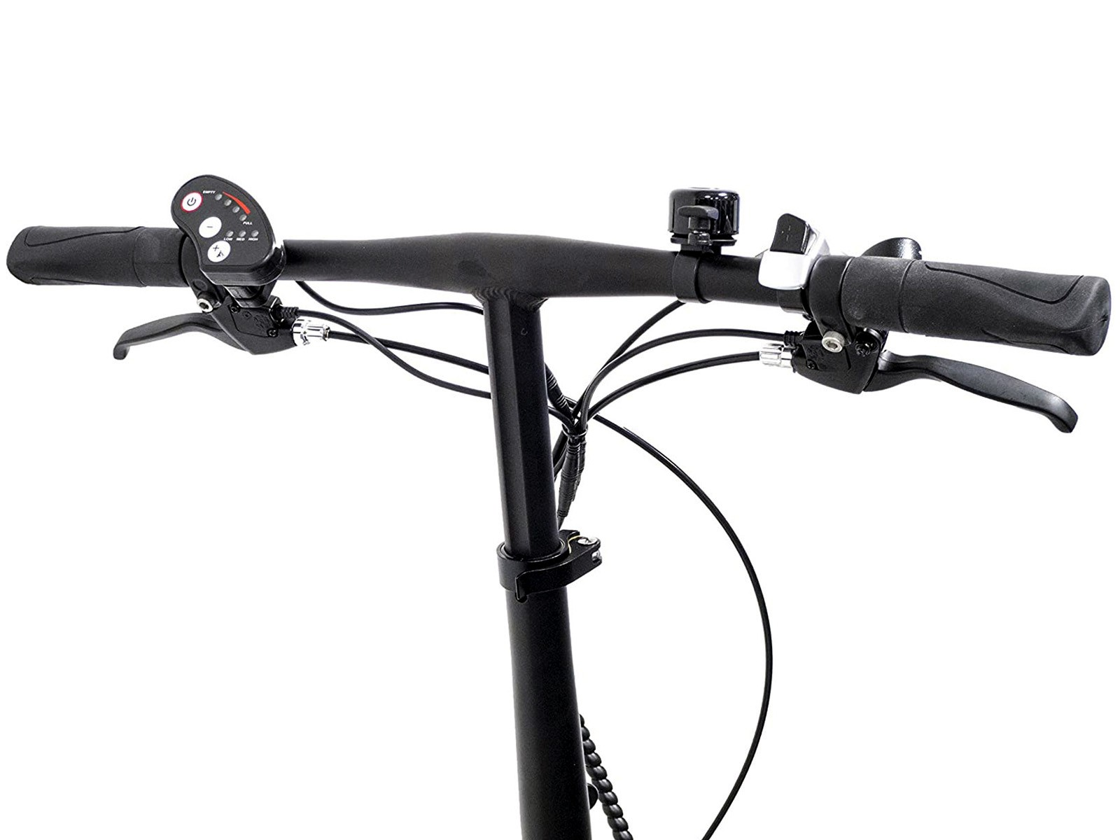 Schwarzer Fahrradlenker mit Bremshebeln und Klingel auf weißem Hintergrund.