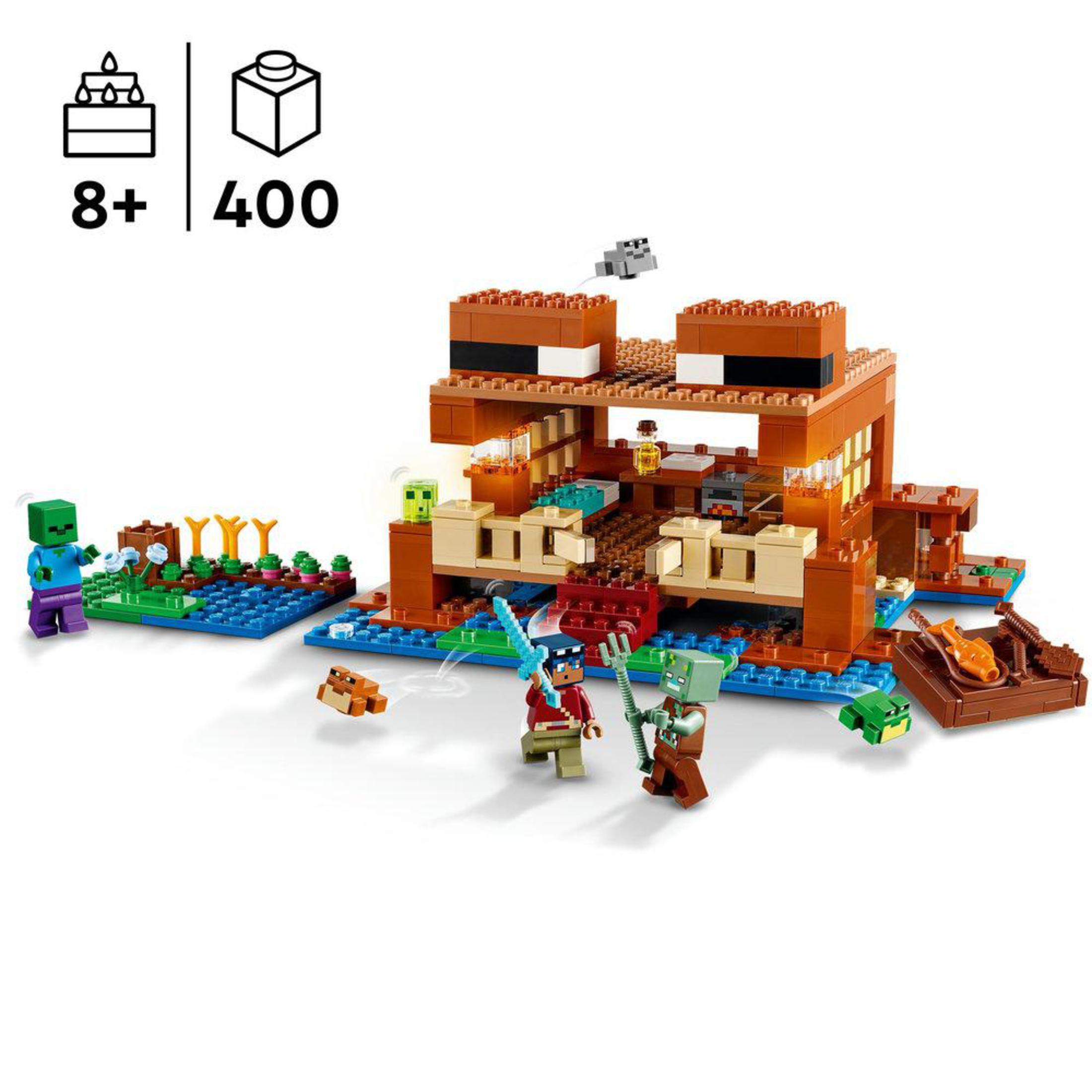 Set Lego Minecraft con personaggi, un edificio e un paesaggio con acqua e alberi. I personaggi combattono.
