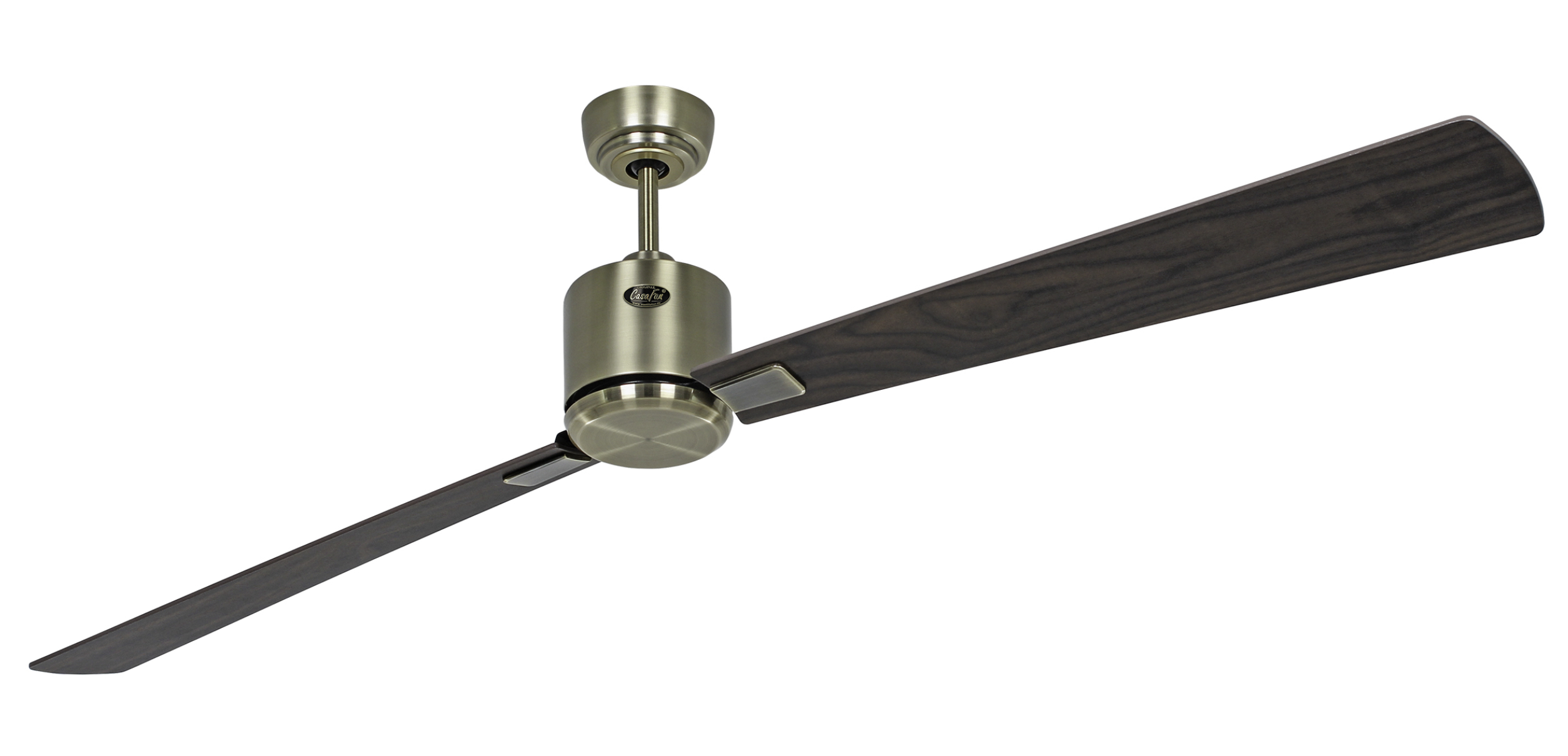 Deckenventilator mit zwei dunkelbraunen Flügeln. Er hängt von der Decke.
