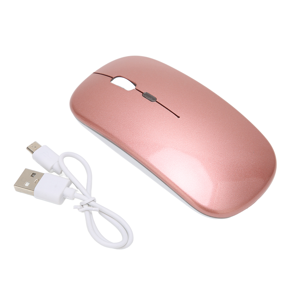 Drahtlose Maus in Roségold und weißes Ladekabel auf weißem Hintergrund.