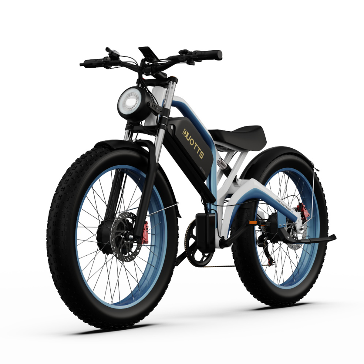 Una bicicleta eléctrica blanca y azul con faro redondo, neumáticos negros y fondo blanco.