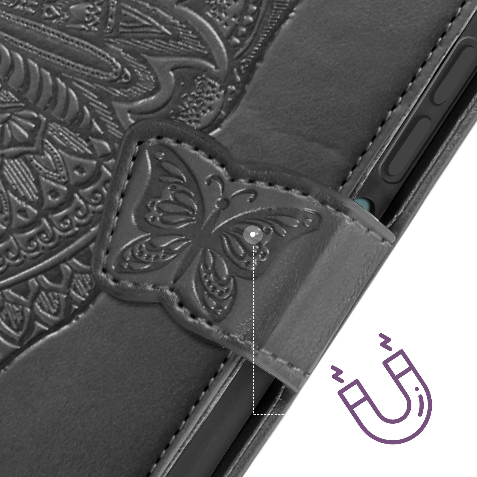 Custodia per tablet in pelle nera con farfalla in rilievo. Chiusura magnetica con icona a calamita viola.