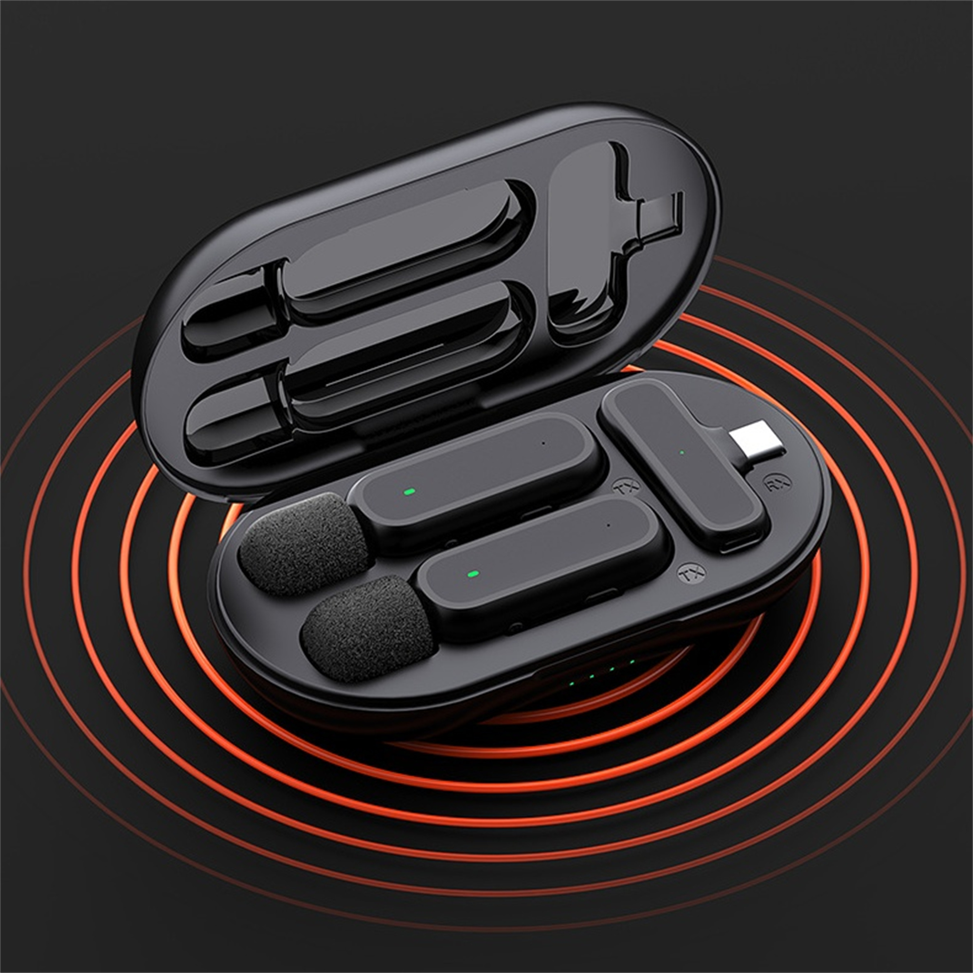 Schwarzes drahtloses Mikrofonsystem mit 2 Mikros, einem Empfänger und USB-C. Auf schwarzer Oberfläche.