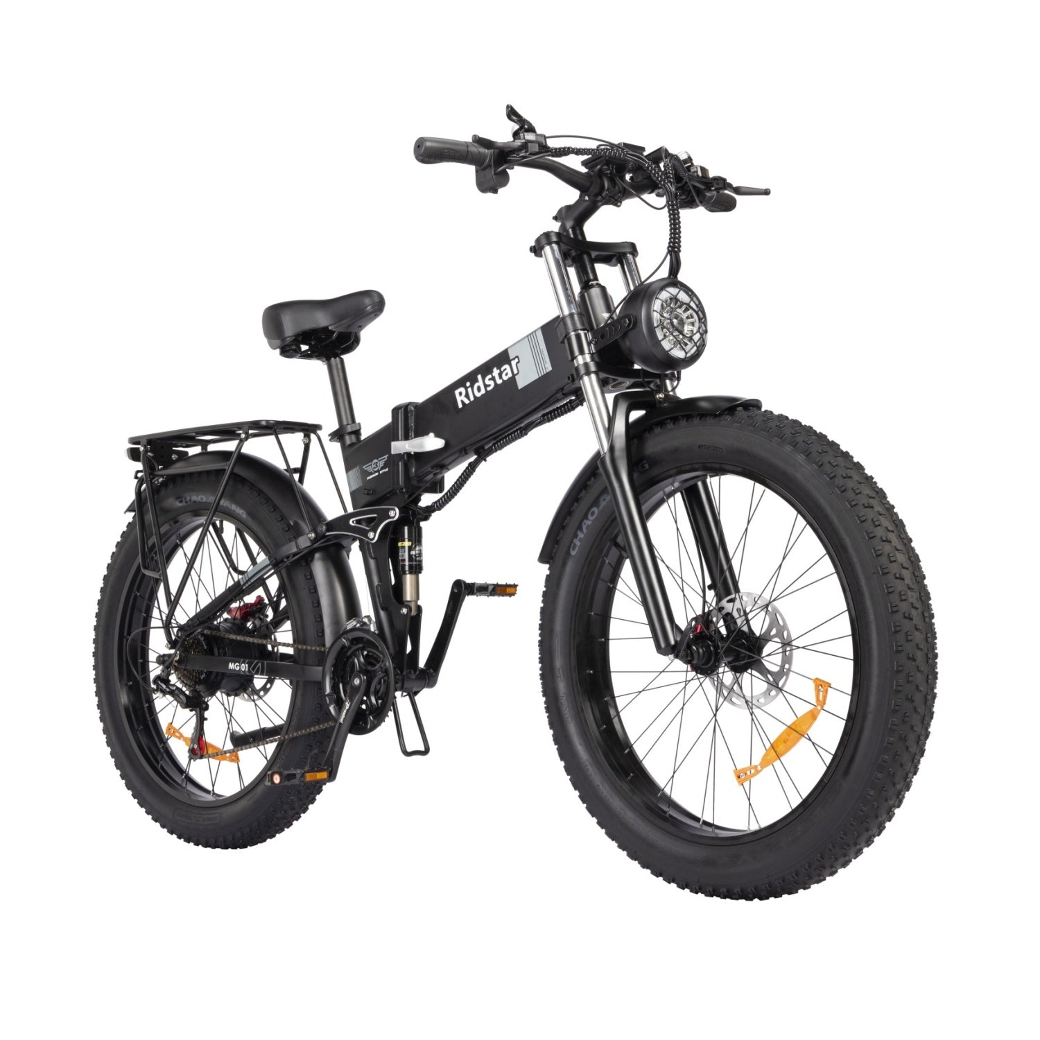 Ein schwarzes Elektrofahrrad von Ridstar. Es hat breite Reifen und ein Licht vorne.
