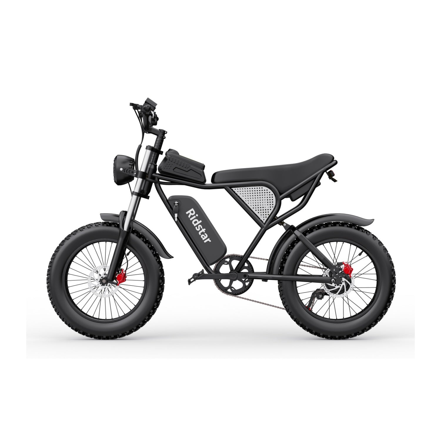 Schwarzes Elektrofahrrad. Schwarzer Rahmen, große Reifen und rote Bremsscheiben.