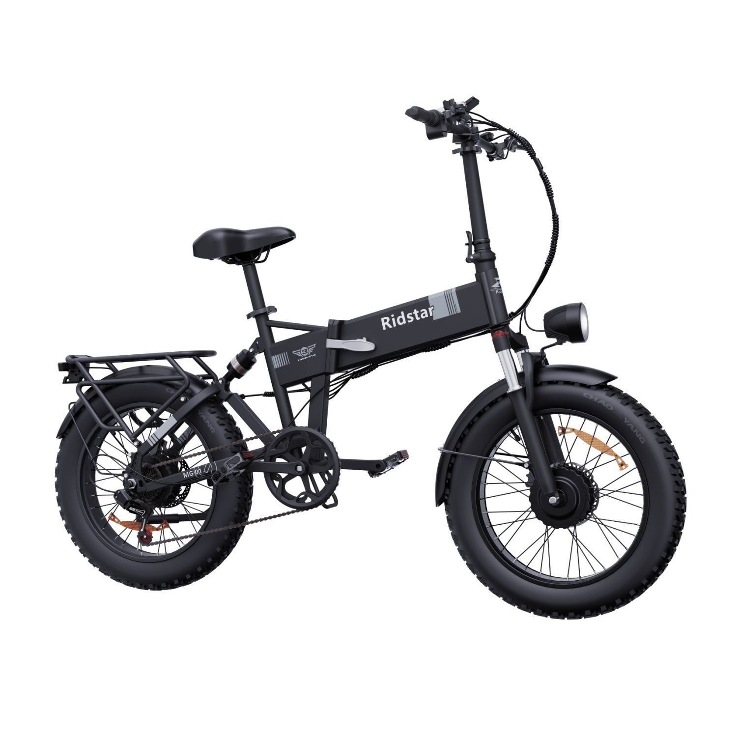 Ein schwarzes Ridstar Elektrofahrrad mit Gepäckträger und großen Reifen, auf weißem Hintergrund.
