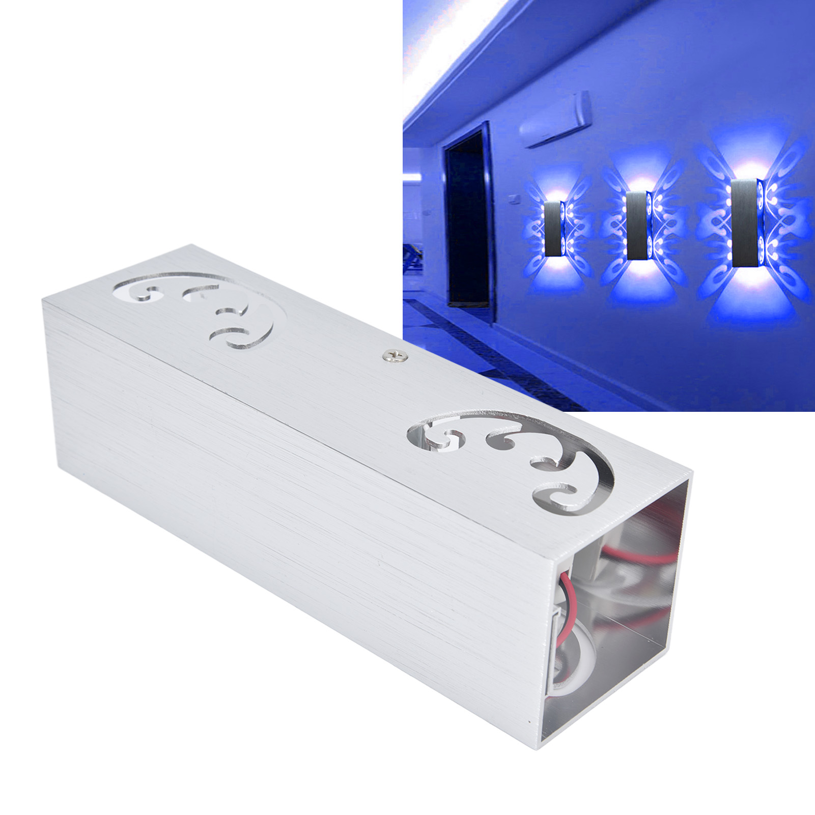 Silberne rechteckige LED-Wandleuchte, dekorative Ausschnitte, blaues Licht, Flurhintergrund.