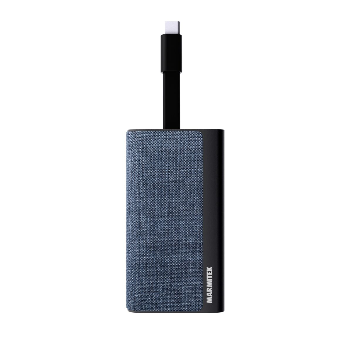 Een blauwe stoffen USB-C-adapter met een zwarte kabel.
