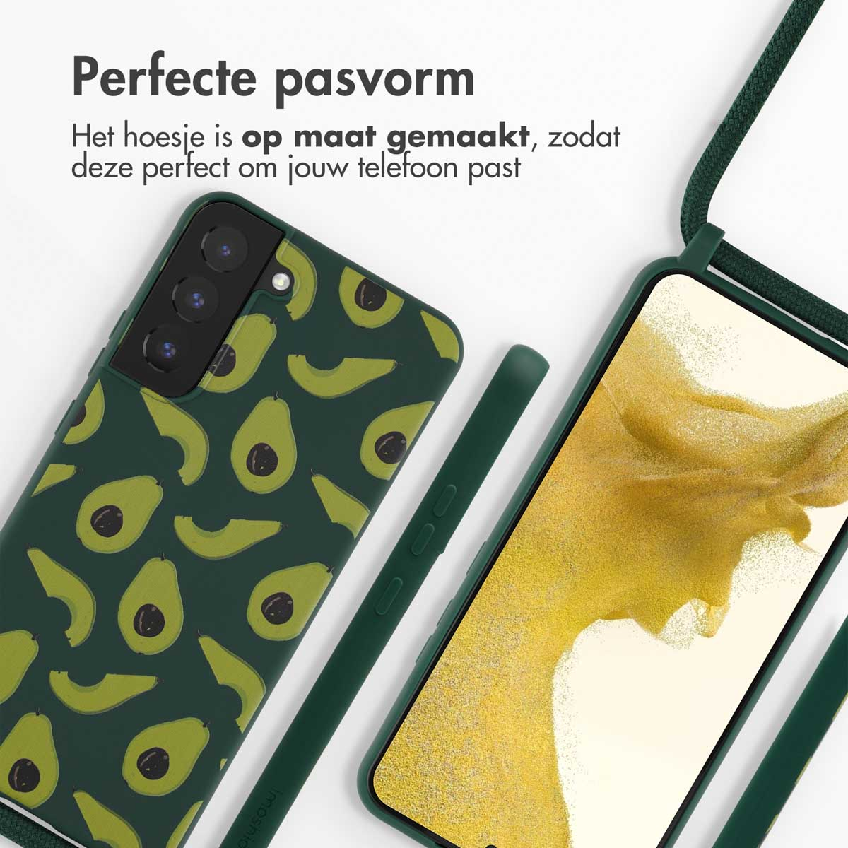 Coque de téléphone verte avec motif avocat, avec un téléphone et un cordon.