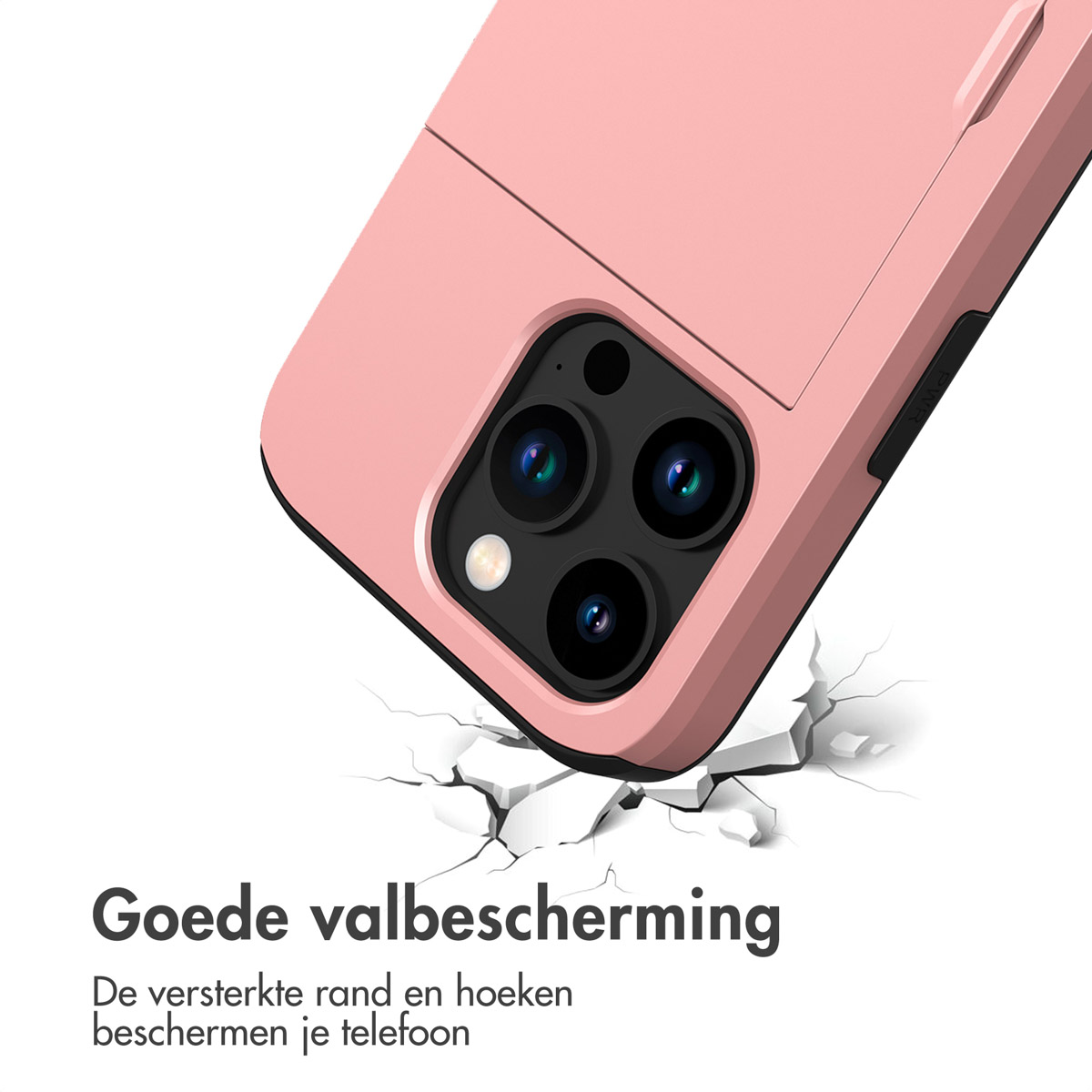 Un étui de téléphone rose avec trois objectifs d'appareil photo est montré en train de s'écraser sur une surface. Texte : Bonne protection contre les chutes.