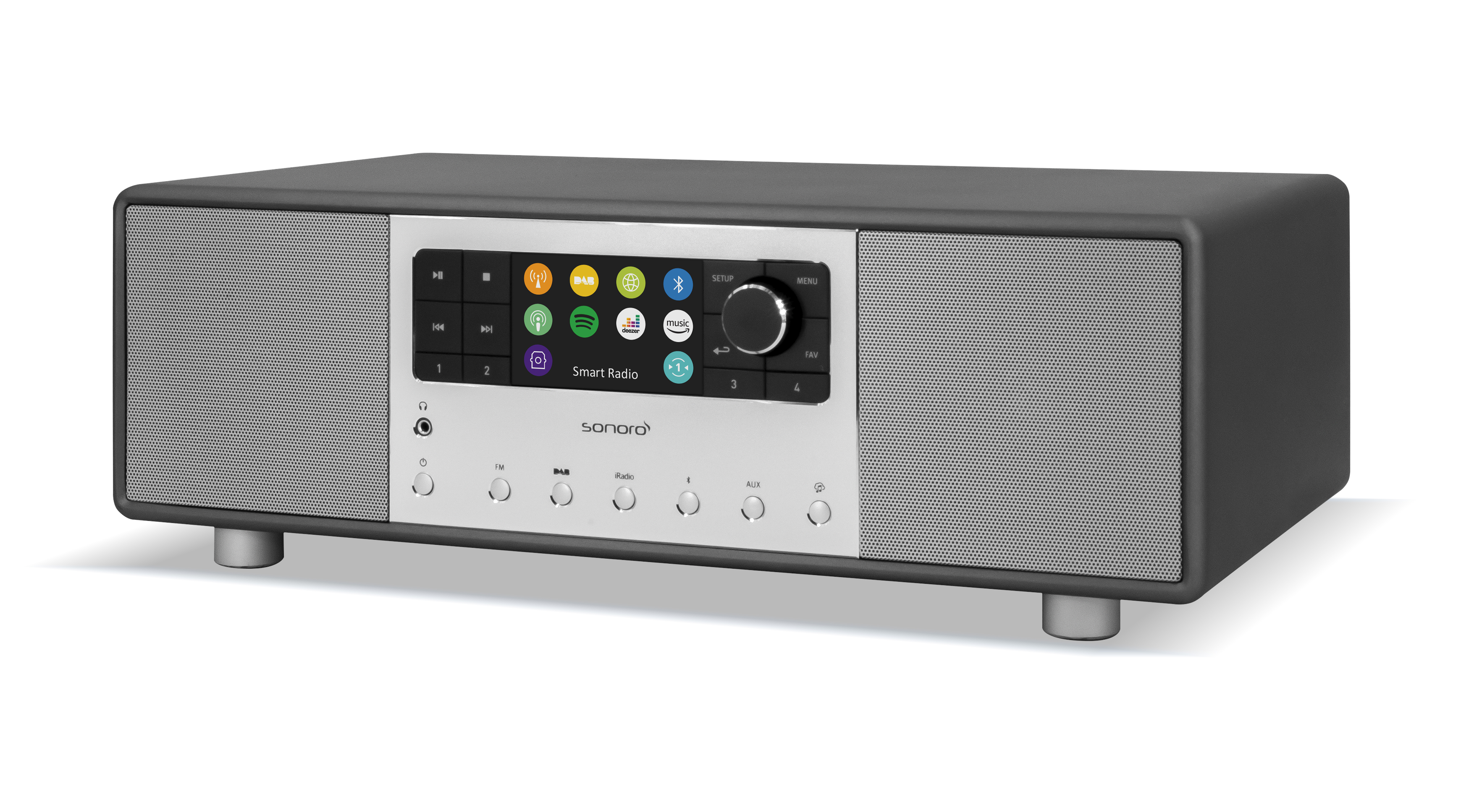 Zwarte en zilveren stereo met een scherm en knoppen op een wit oppervlak.