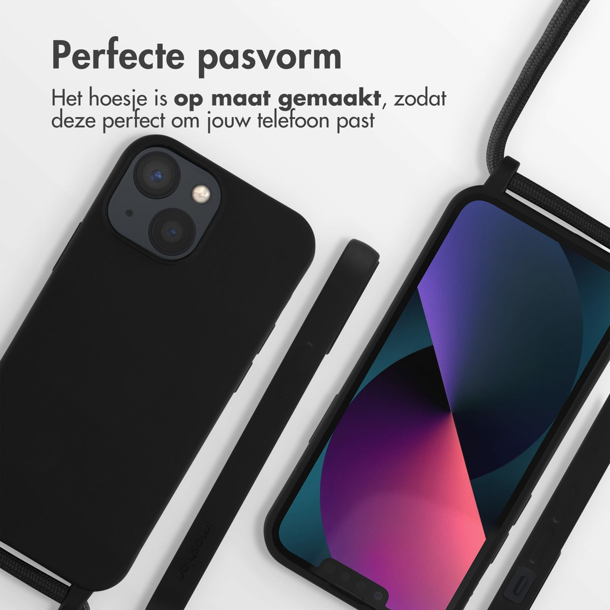 Zwarte telefoonhoes met riem, telefoon links. Scherm toont roze en paars. Achtergrond is wit.