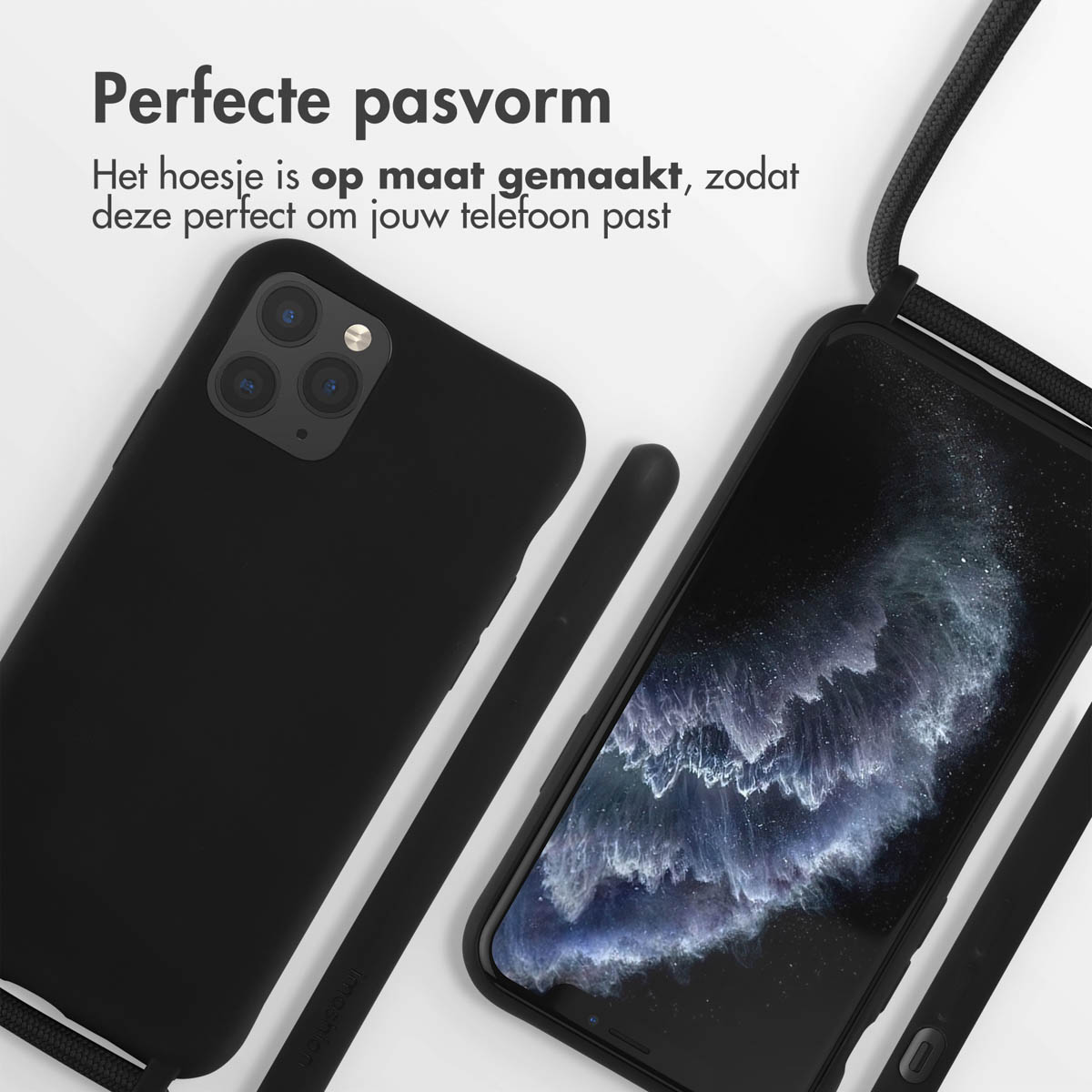 Custodia e telefono neri con cordino. Il telefono mostra uno sfondo viola e grigio.