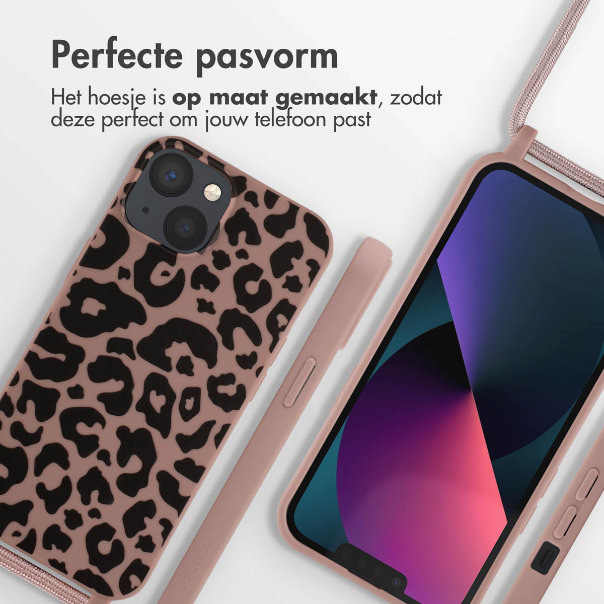 Roze telefoonhoes met luipaardprint, telefoon met scherm en onderdelen. Tekst: 'Perfecte pasvorm'.