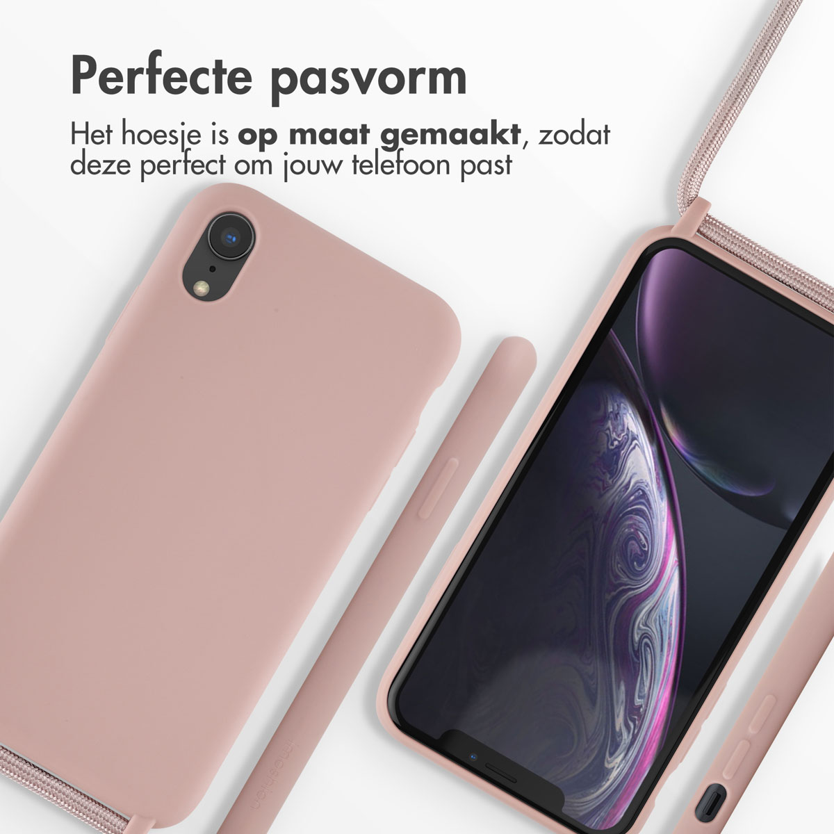 Un téléphone dans une coque rose, une coque assortie et un cordon. L'écran du téléphone est visible.