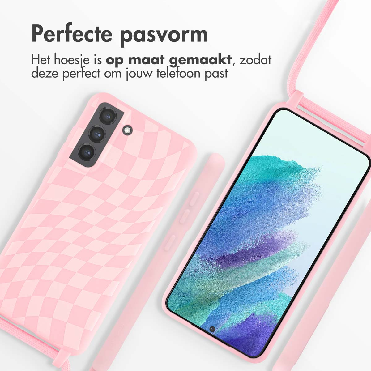Roze geruit telefoonhoesje met band, zichtbaar scherm, witte achtergrond.