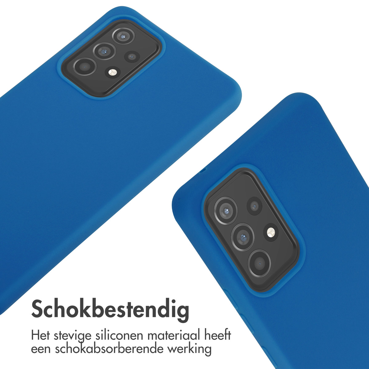 Deux coques de téléphone, couleur bleue. Trois objectifs d'appareil photo visibles. Fond blanc. Vue en angle.