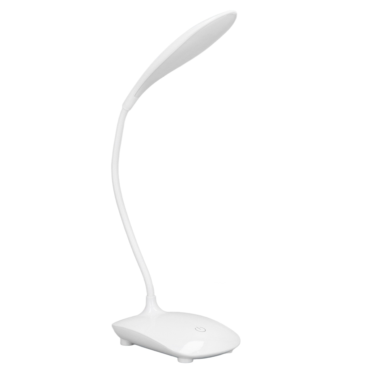 Eine weiße Schreibtischlampe mit gebogenem Hals. Sie hat ein schlichtes, modernes Design und einen runden Sockel.
