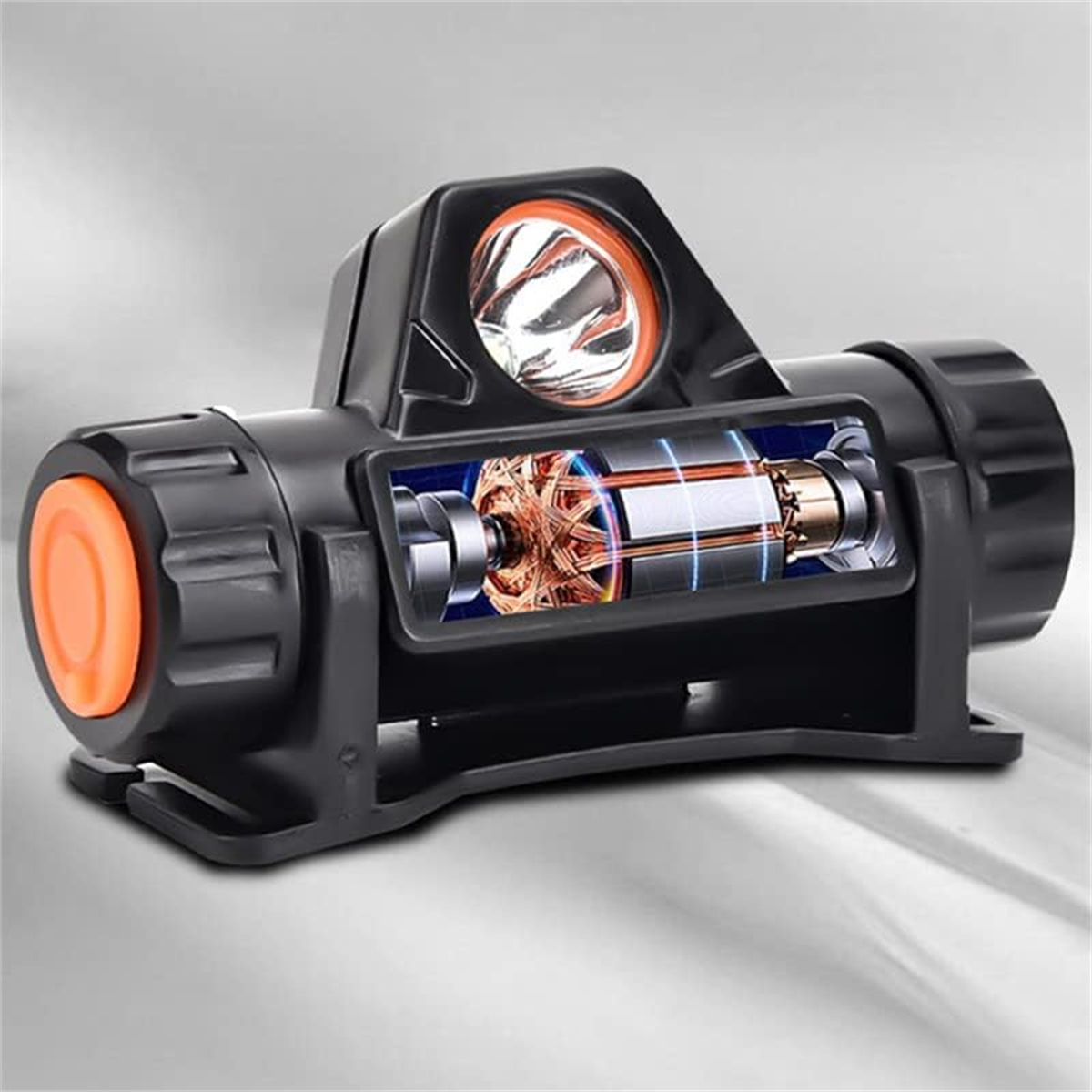 Schwarze Stirnlampe mit orangefarbenen Akzenten. Sie hat eine Schnittansicht, die die innere Mechanik zeigt.
