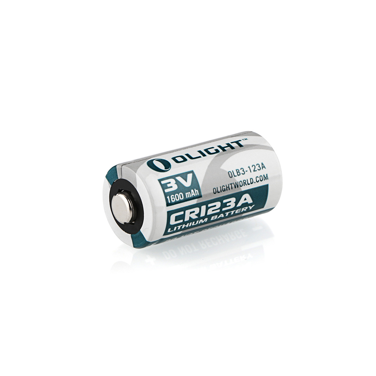 Una batería de litio Olight CR123A 3V 1600 mAh blanca y plateada.