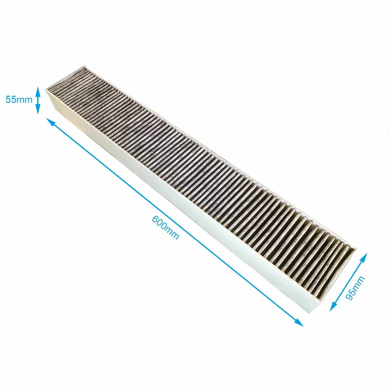 Ein Luftfilter mit den angegebenen Abmessungen: 55 mm, 600 mm und 95 mm.