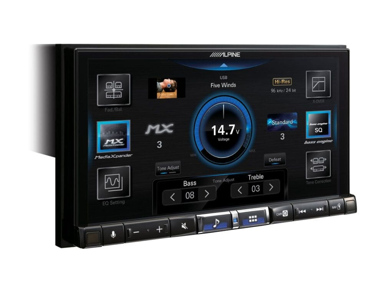 Schwarzes Autoradio mit blauem und schwarzem Display, weißer Hintergrund.