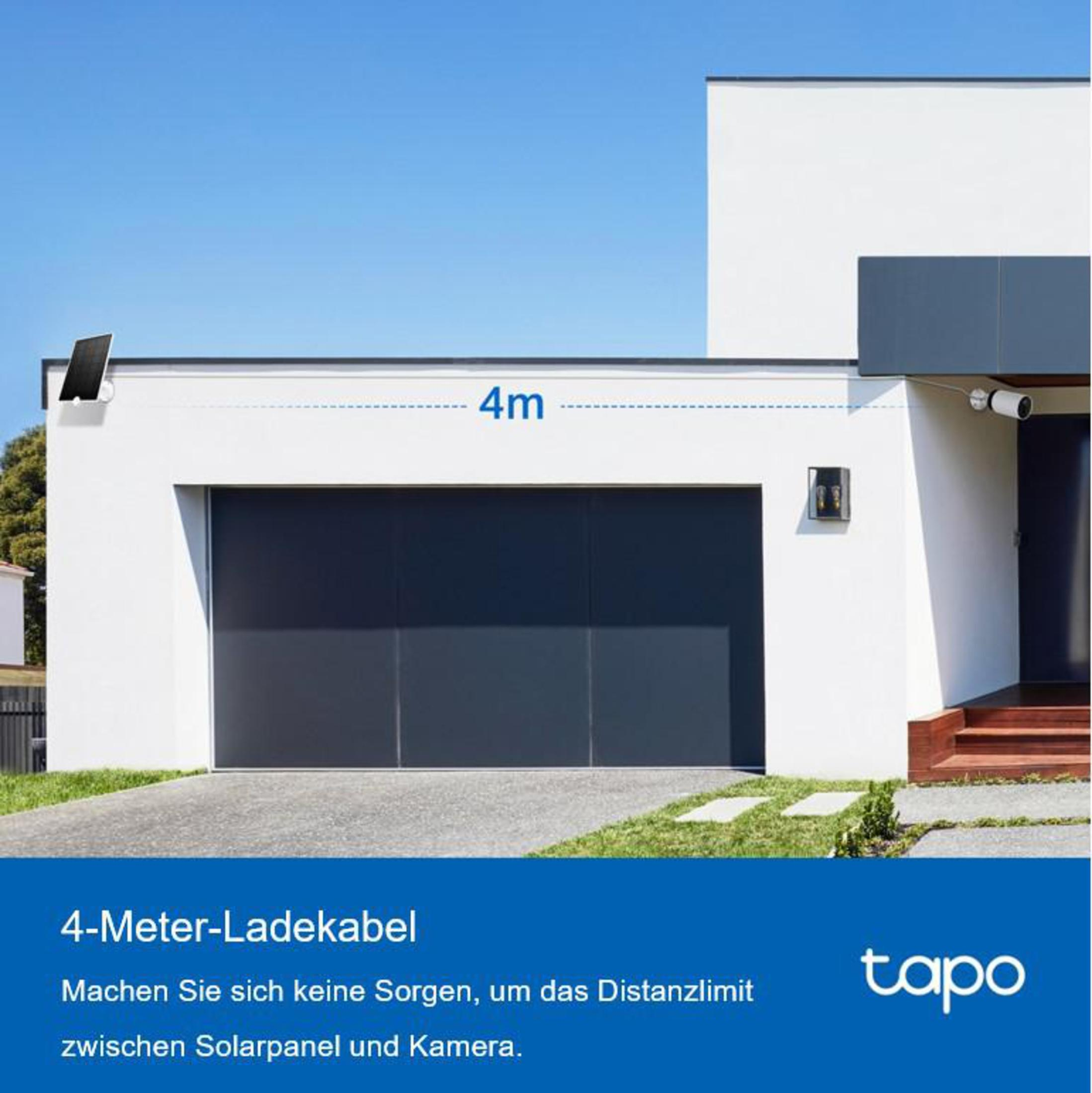 Edificio bianco con porta del garage nera, pannello solare e telecamera sopra. Testo '4m' e logo.