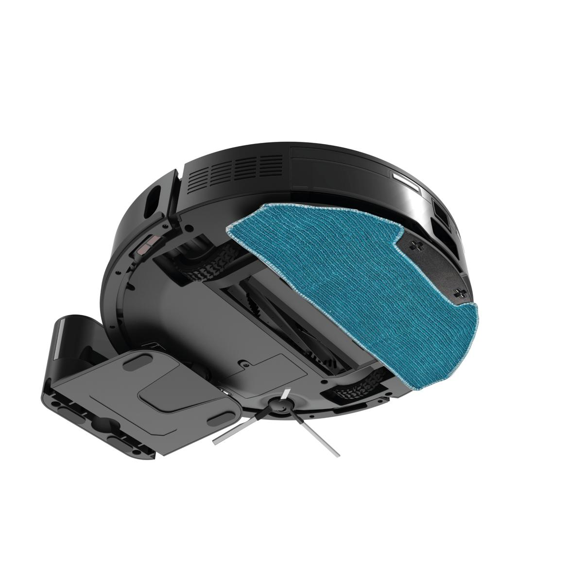 Aspirapolvere robot nero con panno pulente blu. Sfondo bianco, vista angolata.